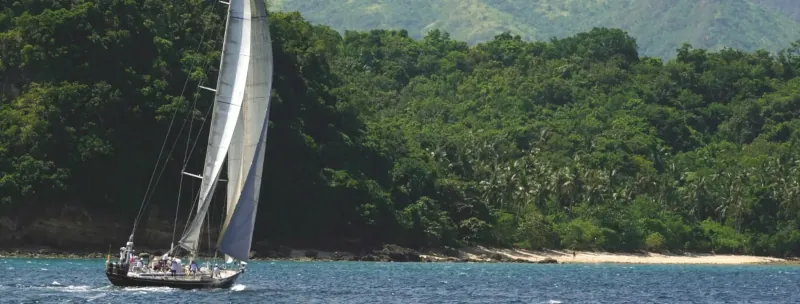 sailing adventure Philippines